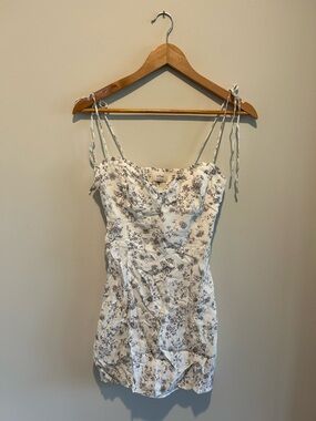 Aritzia Wilfred White Floral Print Dress